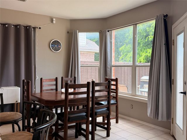 1212 Badbury Lane, Grand Prairie, TX 75052