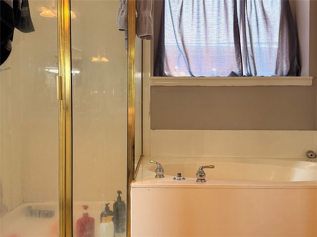 1212 Badbury Lane, Grand Prairie, TX 75052