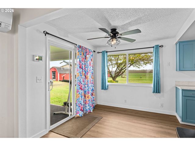 29334 MEADOWVIEW Rd, Junction City, OR 97448