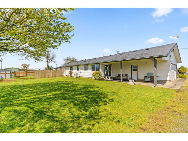 29334 MEADOWVIEW Rd, Junction City, OR 97448