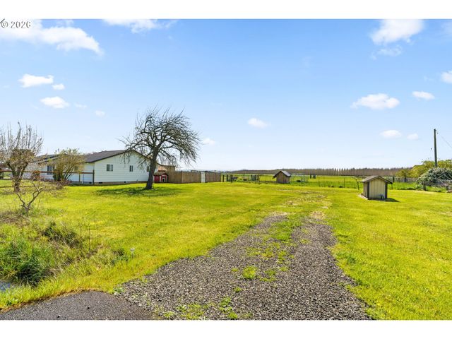 29334 MEADOWVIEW Rd, Junction City, OR 97448