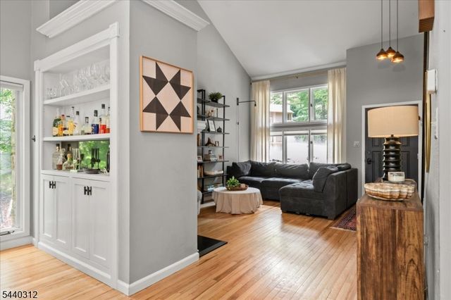 61 Sandpiper Dr, Allamuchy Twp., NJ 07840