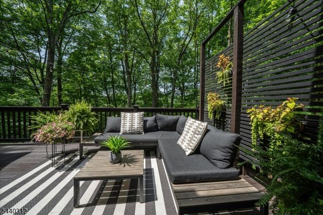 61 Sandpiper Dr, Allamuchy Twp., NJ 07840