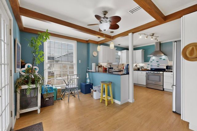 1707 Mariposa Drive, Dallas, TX 75228