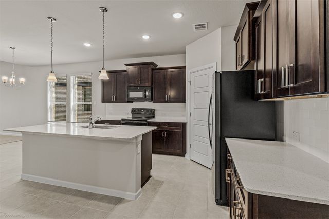 638 Pinehurst Road, Red Oak, TX 75154