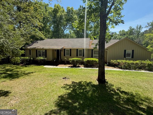 135 Kennesaw Drive, Thomaston, GA 30286