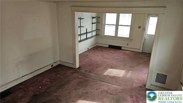 253 9th Avenue, Bethlehem City, PA 18018