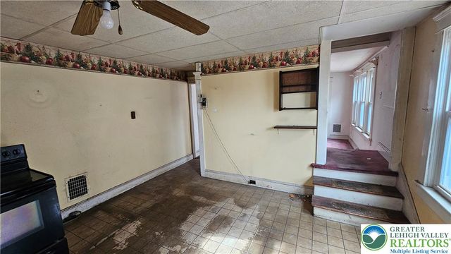 253 9th Avenue, Bethlehem City, PA 18018