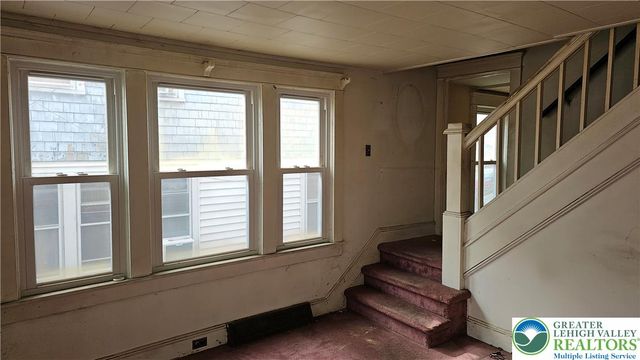 253 9th Avenue, Bethlehem City, PA 18018