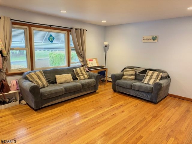 318 Cumberland Ave, Paterson City, NJ 07502