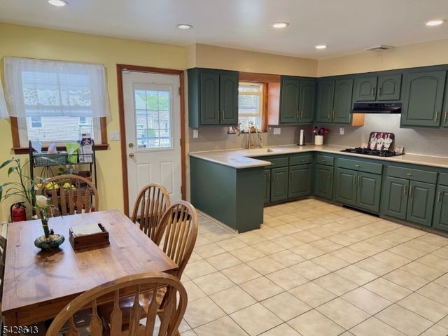 318 Cumberland Ave, Paterson City, NJ 07502