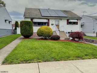 318 Cumberland Ave, Paterson City, NJ 07502