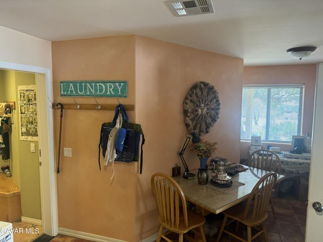 21405 Prospect Avenue, Tehachapi, CA 93561