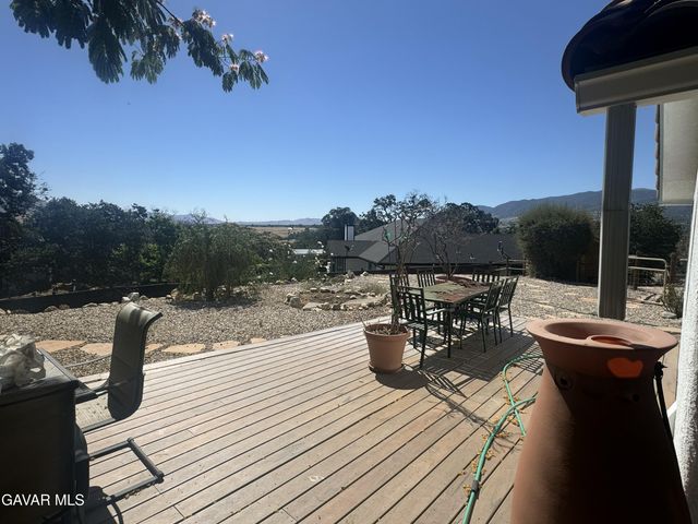 21405 Prospect Avenue, Tehachapi, CA 93561