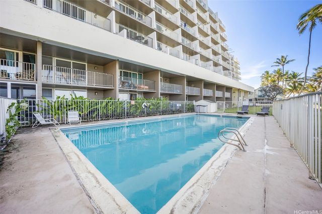 53-567 Kamehameha Highway 409, Hauula, HI 96717