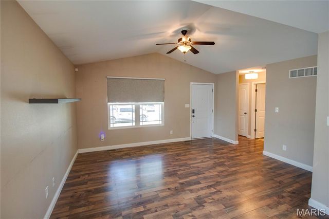 249 S 7th Street, Wood River, IL 62095