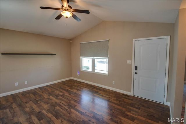 249 S 7th Street, Wood River, IL 62095
