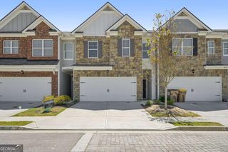 2715 Poppy Court, Buford, GA 30518