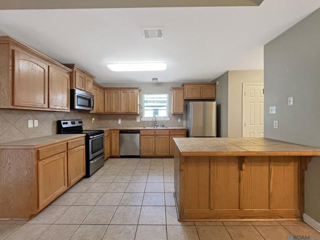 11537 Mary Lee Dr, Denham Springs, LA 70726