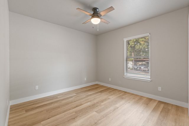 62 Live Oak Street, Alvarado, TX 76009