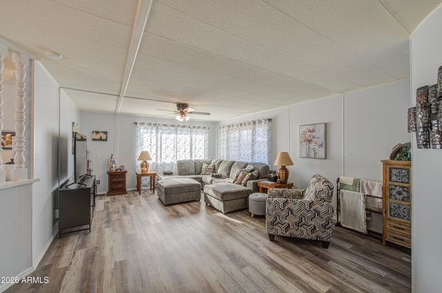 7263 E AZALEA Avenue, Mesa, AZ 85208