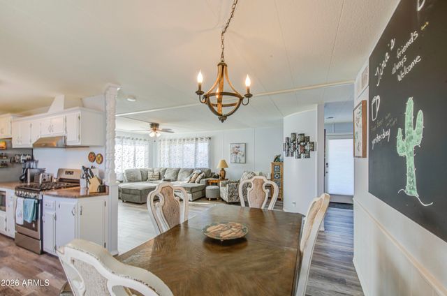 7263 E AZALEA Avenue, Mesa, AZ 85208