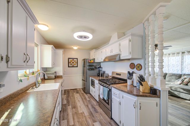 7263 E AZALEA Avenue, Mesa, AZ 85208