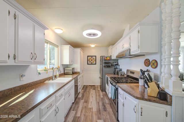 7263 E AZALEA Avenue, Mesa, AZ 85208