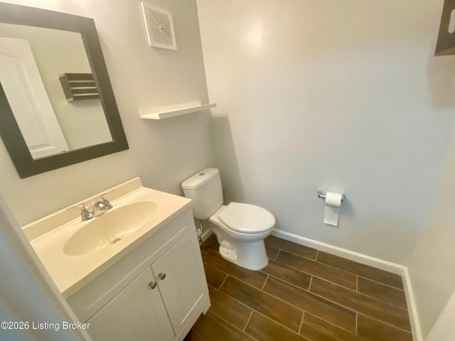 3505 Lodge Ln APT 311, Louisville, KY 40218