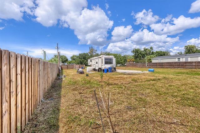 4929 VICTORIA AVENUE, Sarasota, FL 34233