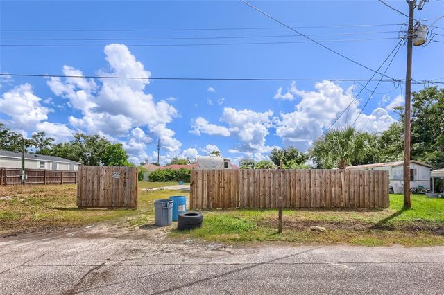 4929 VICTORIA AVENUE, Sarasota, FL 34233