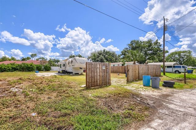 4929 VICTORIA AVENUE, Sarasota, FL 34233