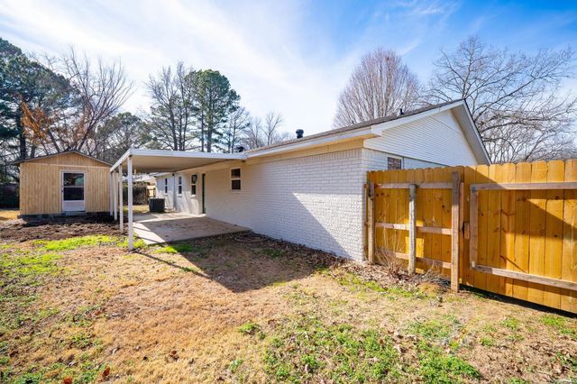 1310 Sunset Drive, Conway, AR 72034