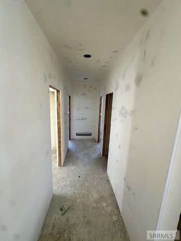 1560 Dartmouth Drive, Idaho Falls, ID 83202