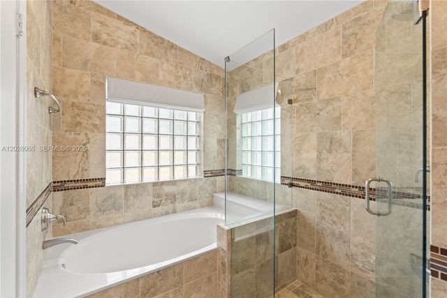 1090 NW 192nd Avenue, Pembroke Pines, FL 33029