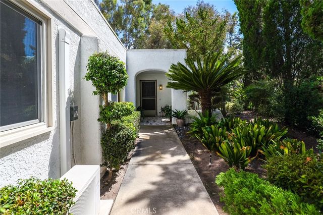 3503 Bahia Blanca W C, Laguna Woods, CA 92637