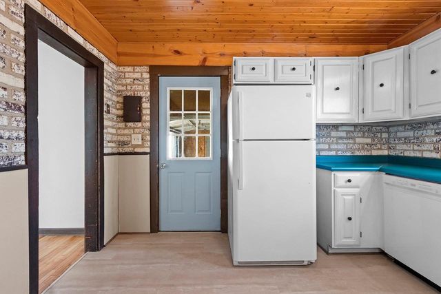 832 MARSHALL AVENUE, Green Bay, WI 54303