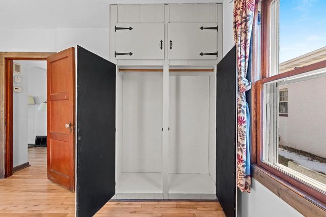 832 MARSHALL AVENUE, Green Bay, WI 54303