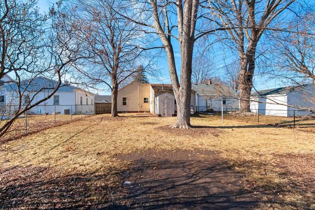 832 MARSHALL AVENUE, Green Bay, WI 54303