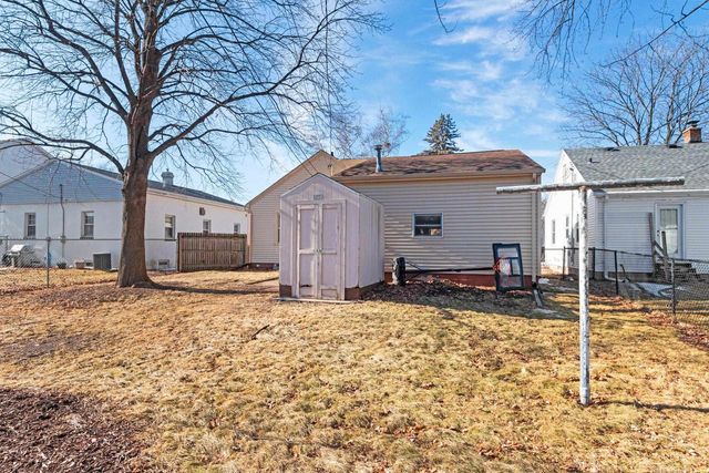 832 MARSHALL AVENUE, Green Bay, WI 54303