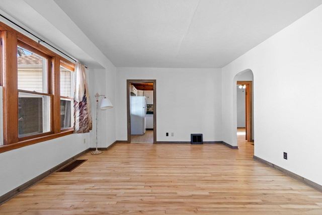 832 MARSHALL AVENUE, Green Bay, WI 54303