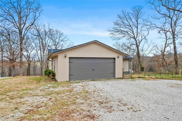 327 Maple Drive, Winslow, AR 72959