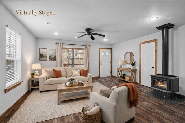 327 Maple Drive, Winslow, AR 72959