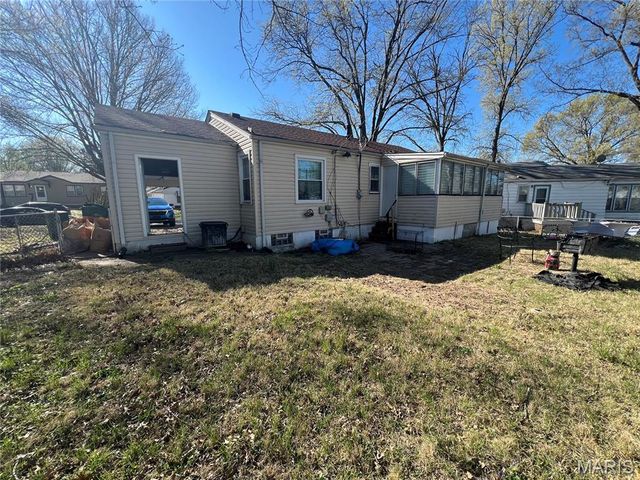 10505 Druid Drive, St Louis, MO 63137