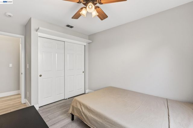 250 Fox Meadow Ct, Tracy, CA 95376