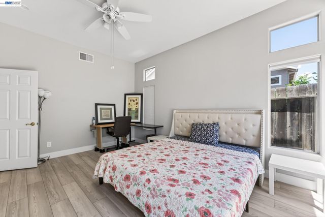 250 Fox Meadow Ct, Tracy, CA 95376