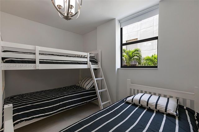 1621 Collins Ave 206, Miami Beach, FL 33139