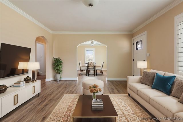 118 W LEWIS AND CLARK PKWY, Clarksville, IN 47129