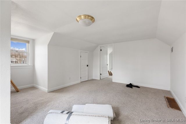 118 W LEWIS AND CLARK PKWY, Clarksville, IN 47129