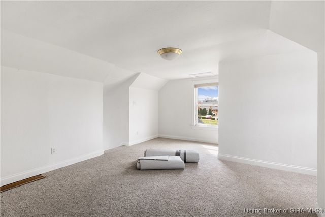 118 W LEWIS AND CLARK PKWY, Clarksville, IN 47129